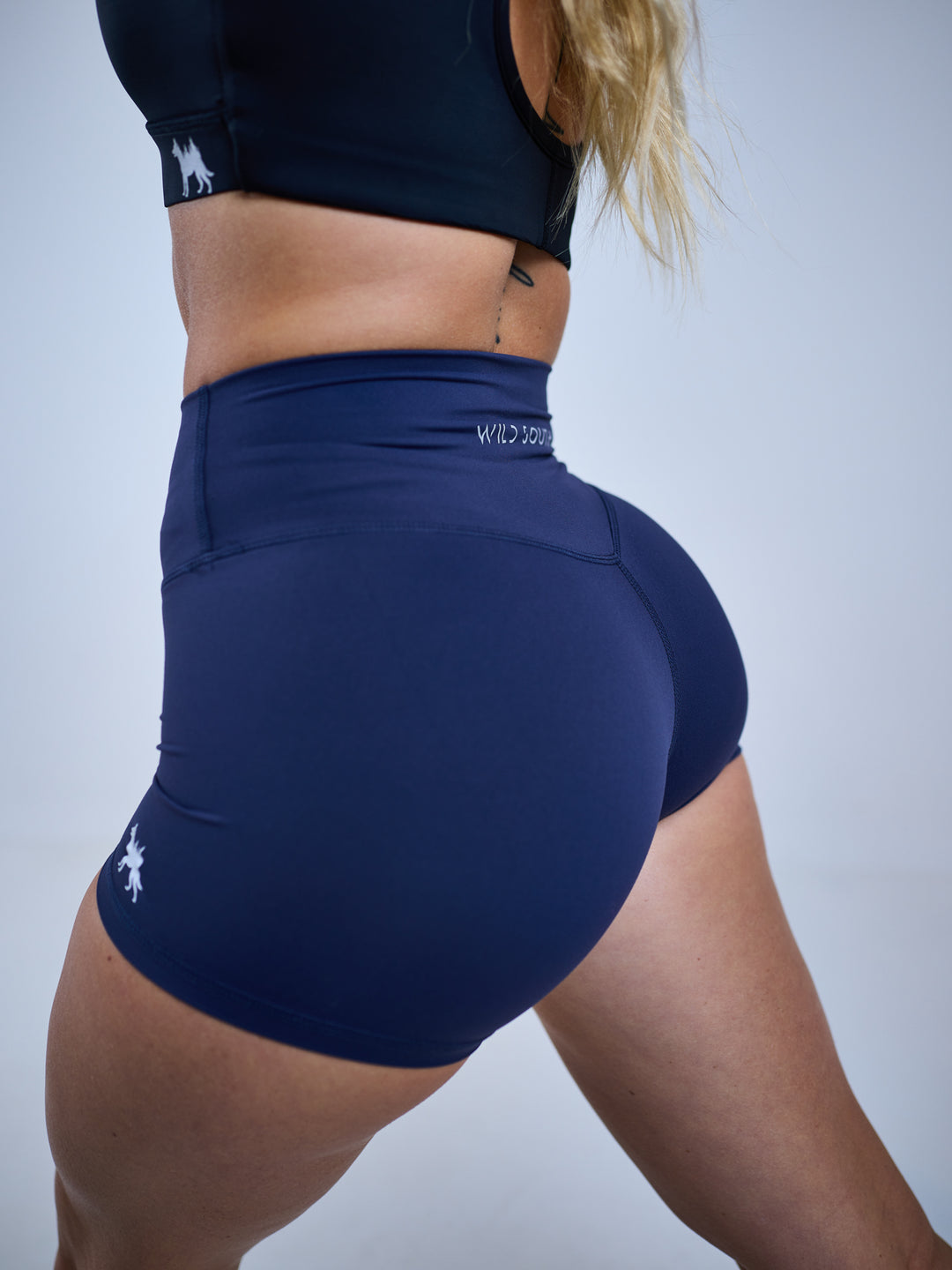 #color_navy