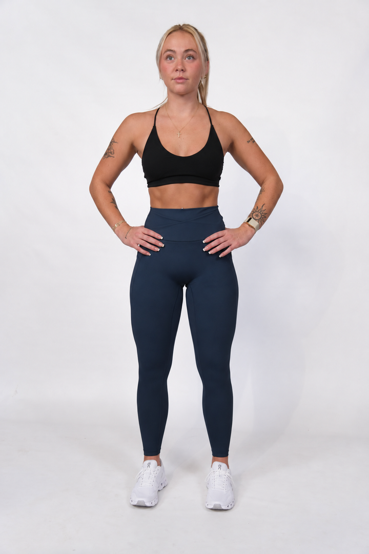 #color_navy