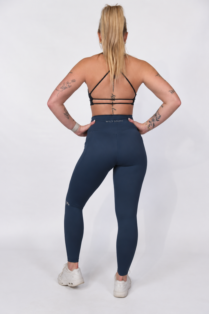 #color_navy