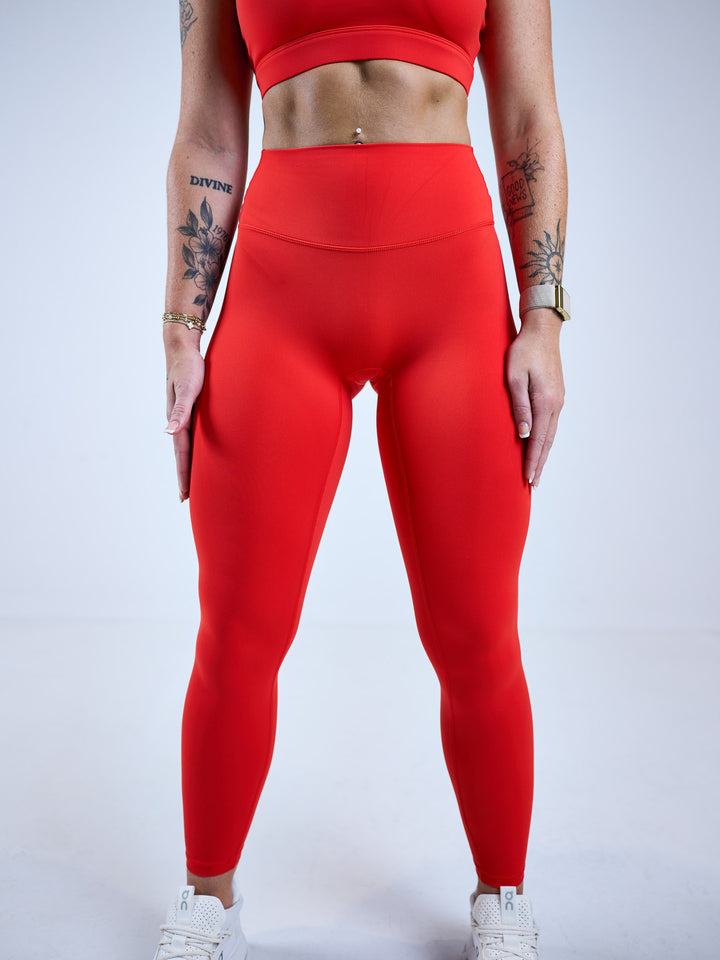 Wild South Apparel Infinity Legging in Sea Fiery Red – squat-proof, pet hair resistant 7/8 leggings – 