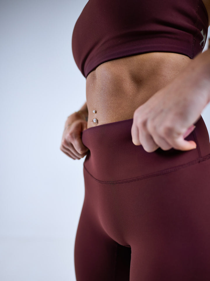 Wild South Apparel Infinity Legging in Spiced Merlot – squat-proof, pet hair resistant 7/8 leggings – 