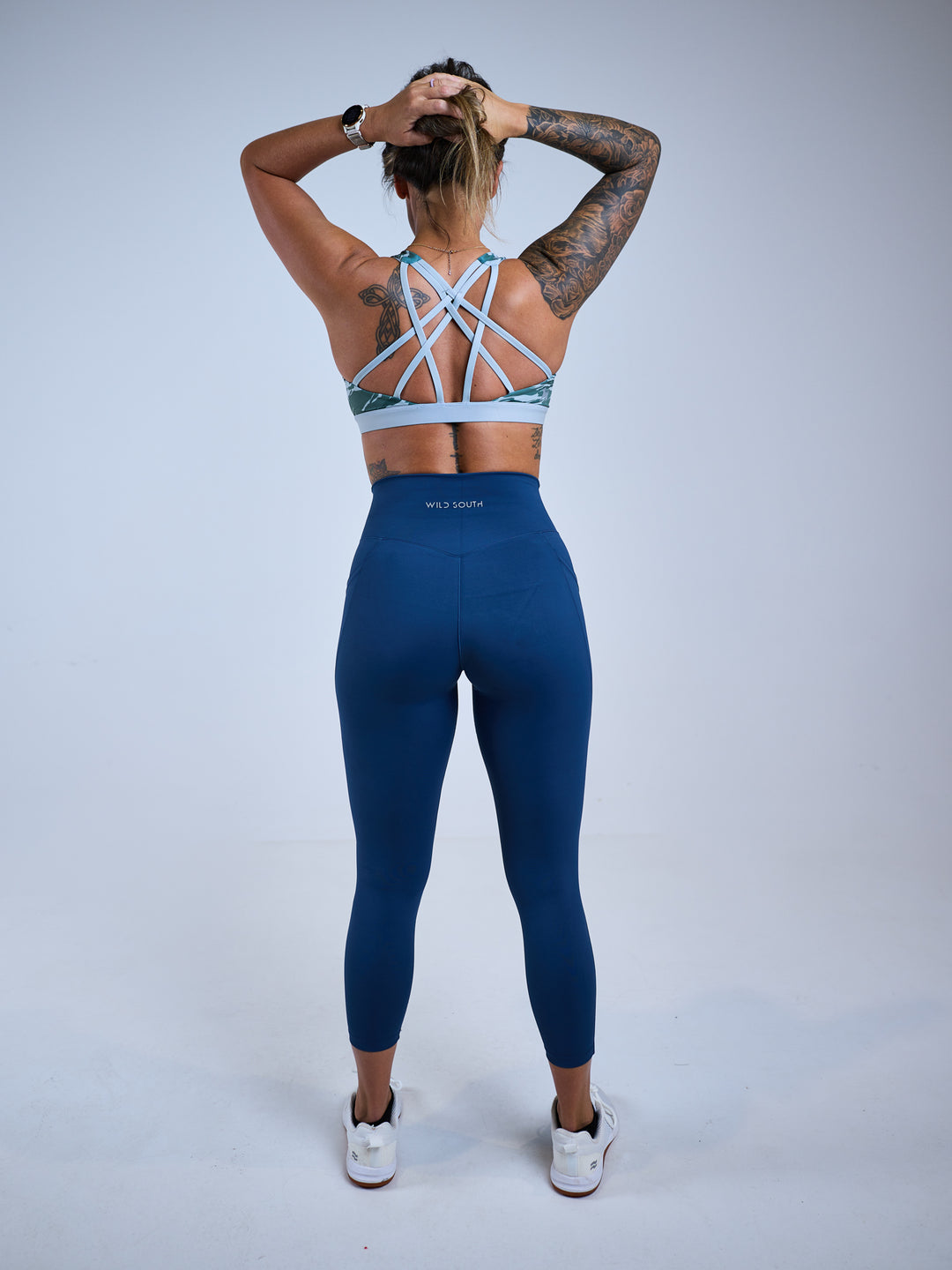 #color_navy