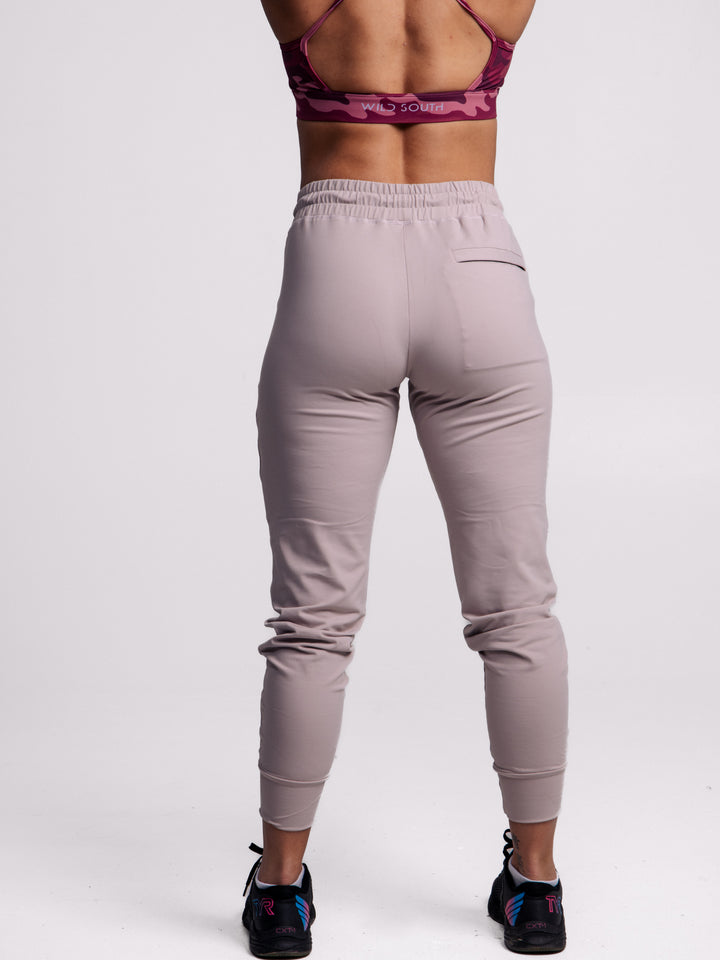 #color_taupe
